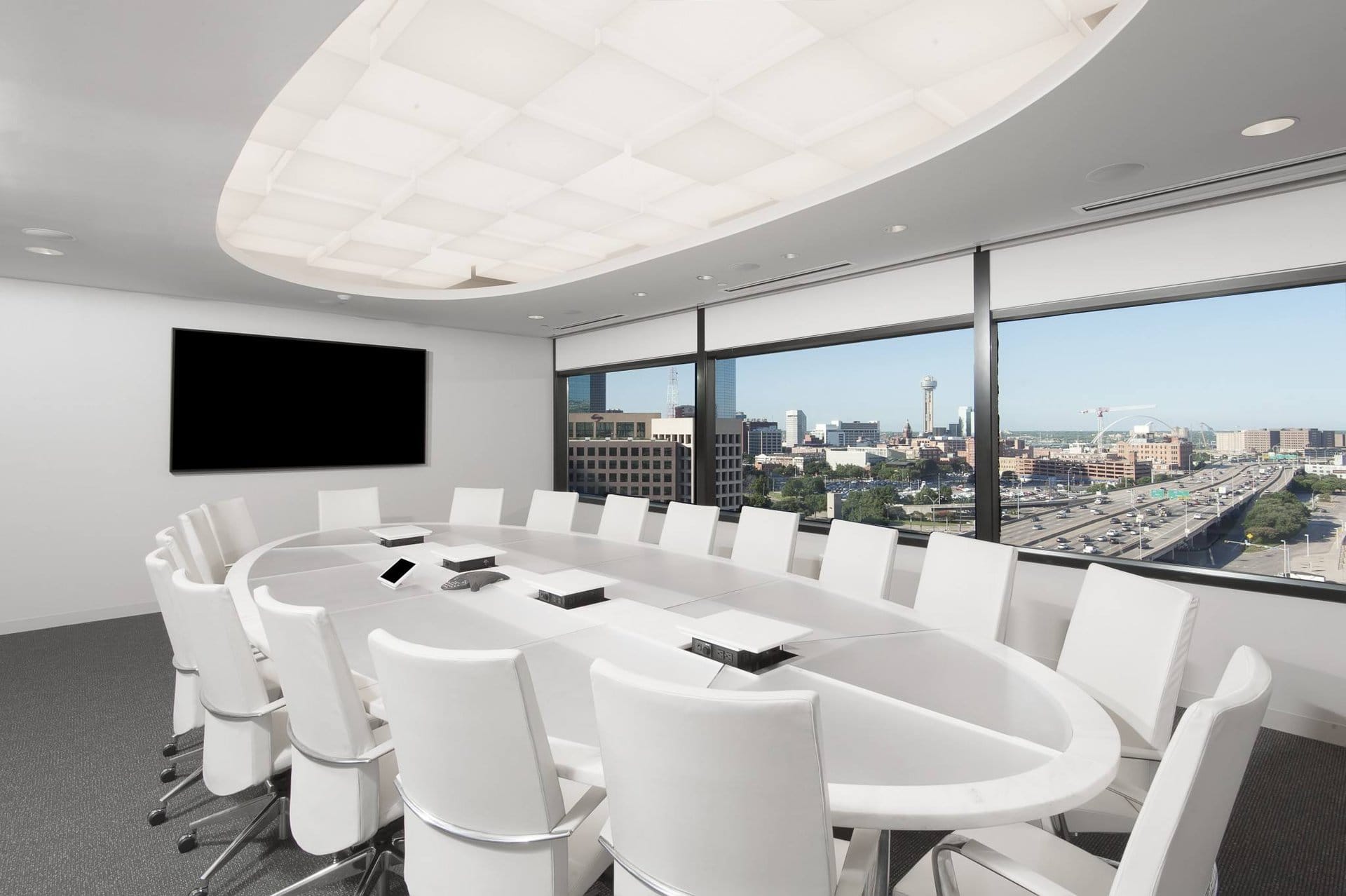 Nix, Patterson and Roach - Gordon Highlander - High Rise Office Project - Conference Room