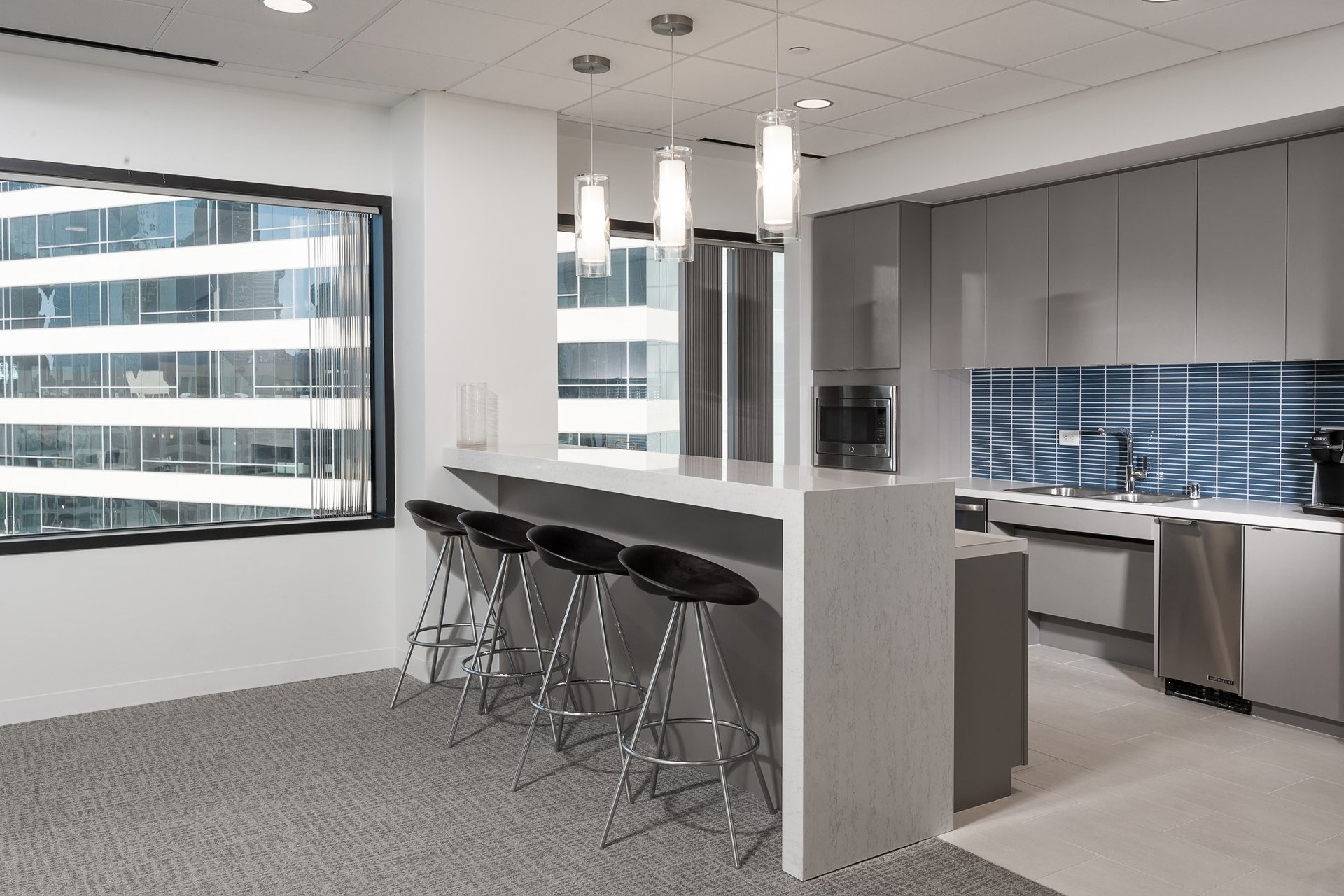 Nix, Patterson and Roach - Gordon Highlander - High Rise Office Project - Breakroom