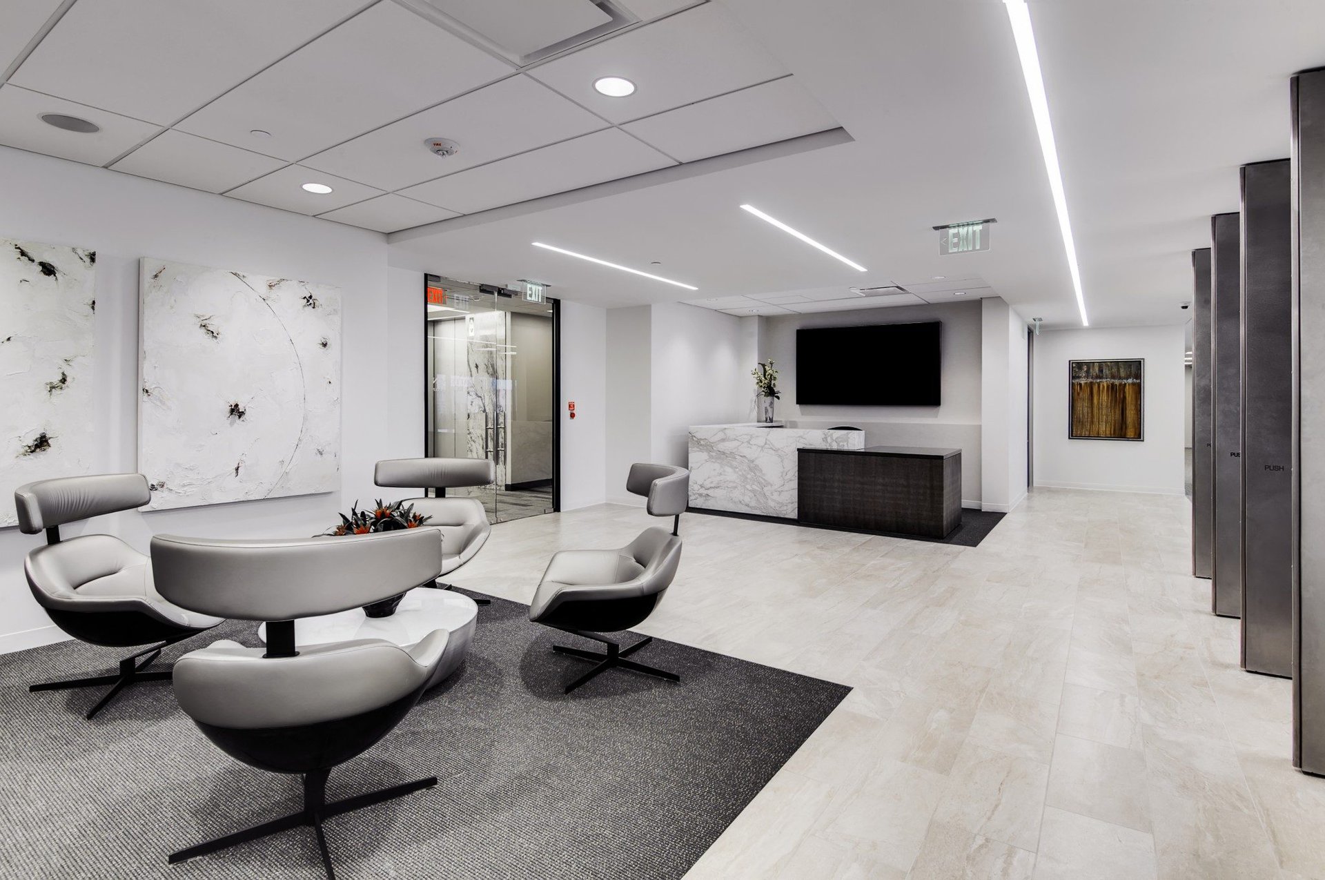Nix, Patterson and Roach - Gordon Highlander - High Rise Office Project - Front Office