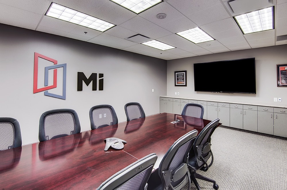 MI-Windows-gordon-highlander-high rise industrial project-conference room